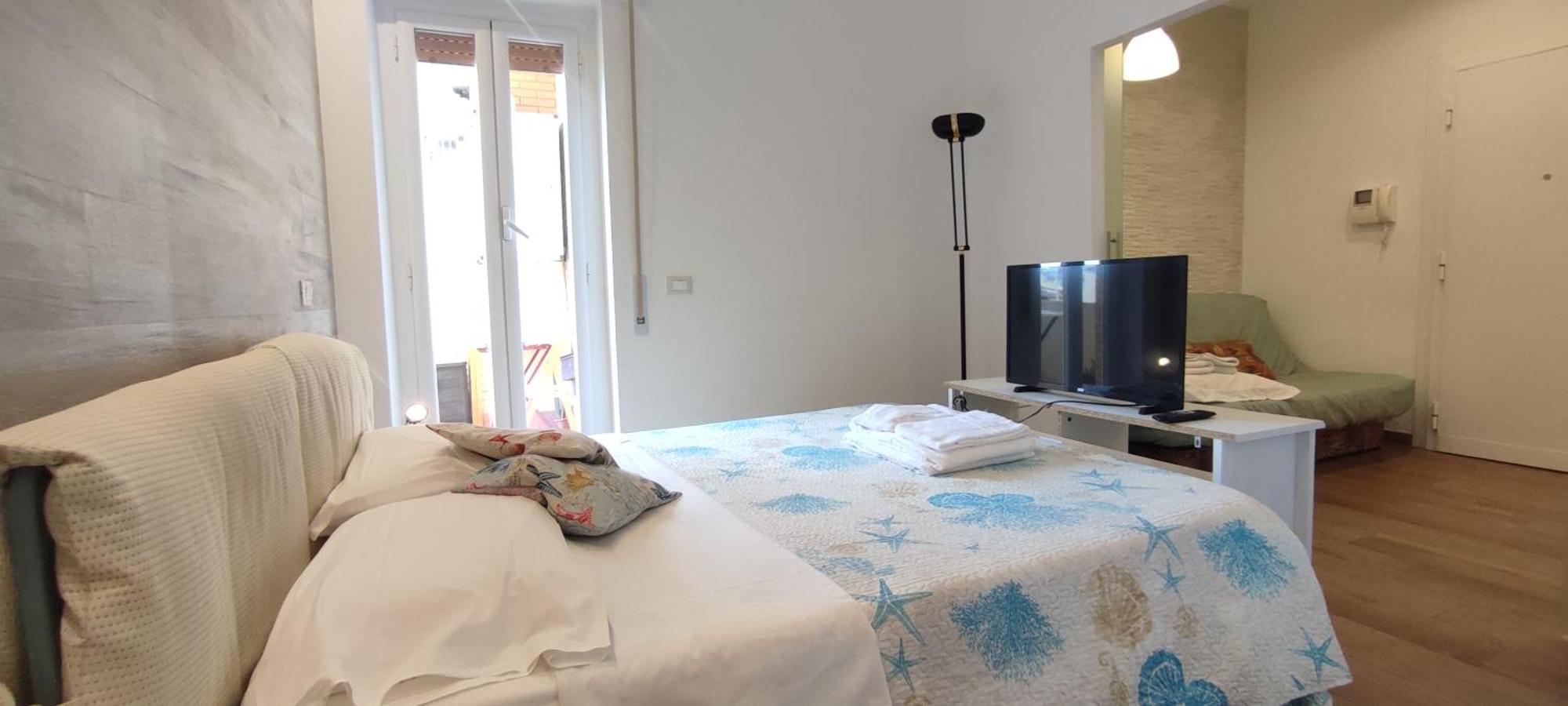 A Few Steps From The Sea Apartment Фиумичино Екстериор снимка